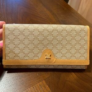 CELINE Vintage Canvas and Leather Kisslock Wallet